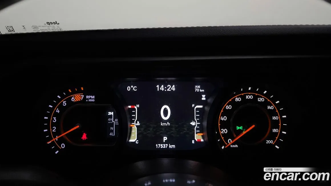 Jeep Wrangler 2024 из KR, фото 5