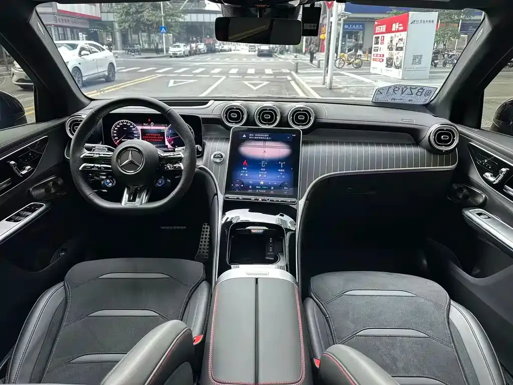 Mercedes-Benz GLC AMG 2025 из CN, фото 5