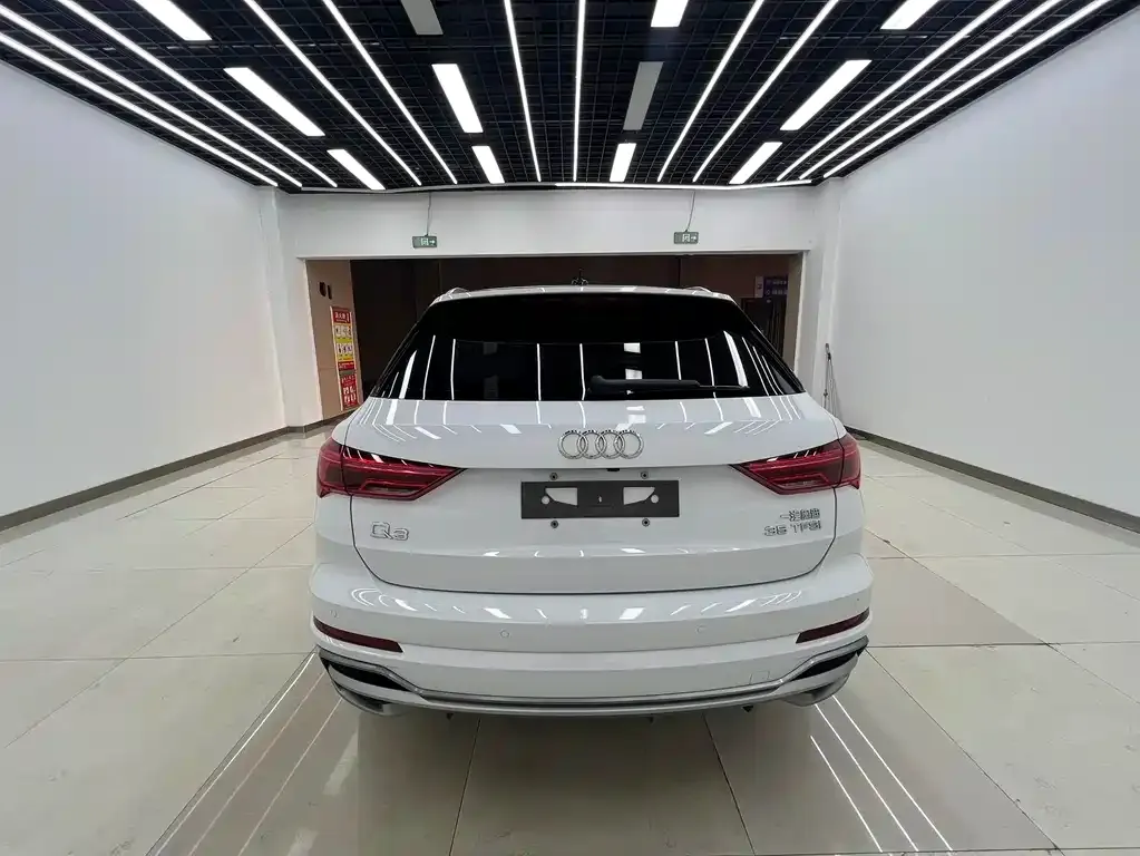 Audi Q3 2021 из CN, фото 2
