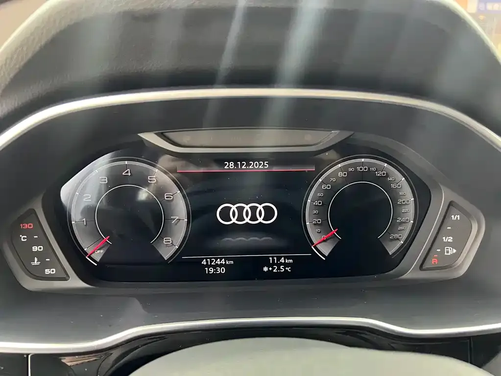 Audi Q3 2021 из CN, фото 9