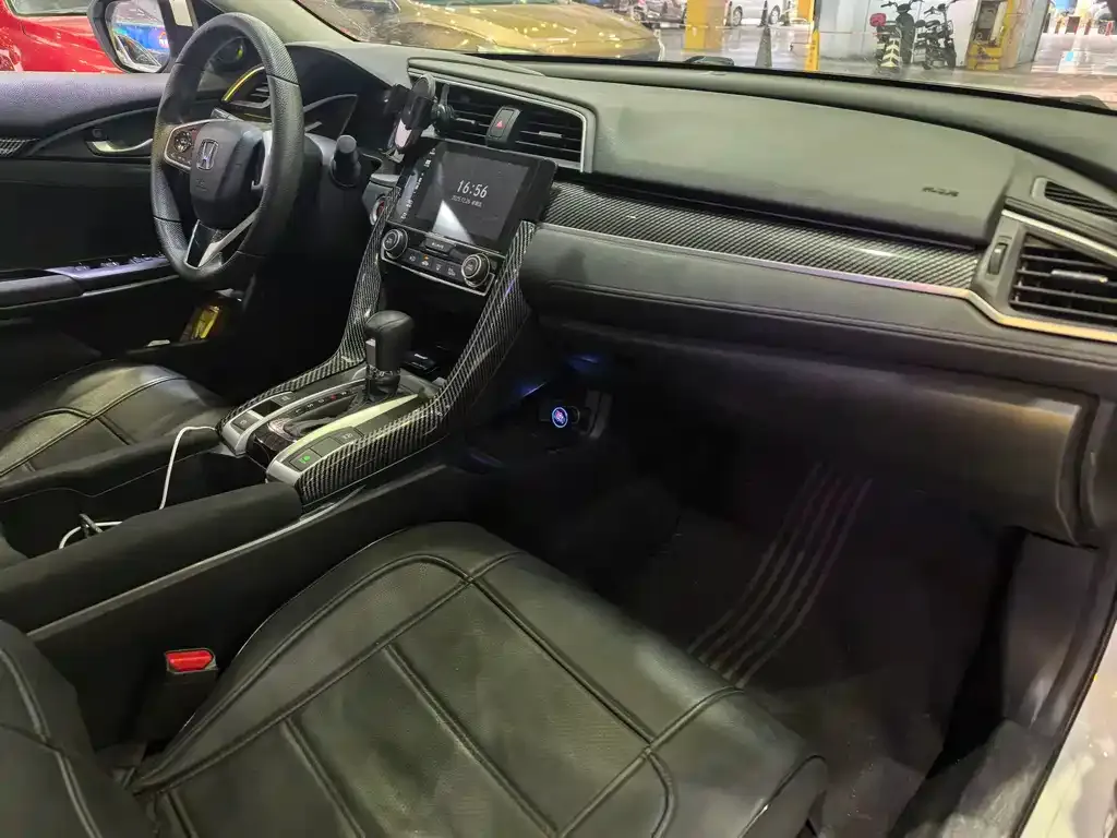 Honda Civic — фото 5