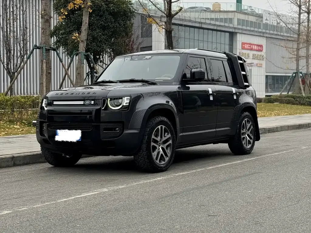 Land Rover Defender — фото 1