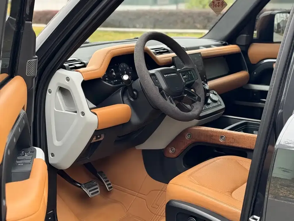 Land Rover Defender — фото 3