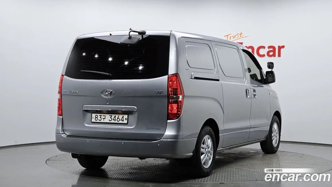 Hyundai Starex — фото 2