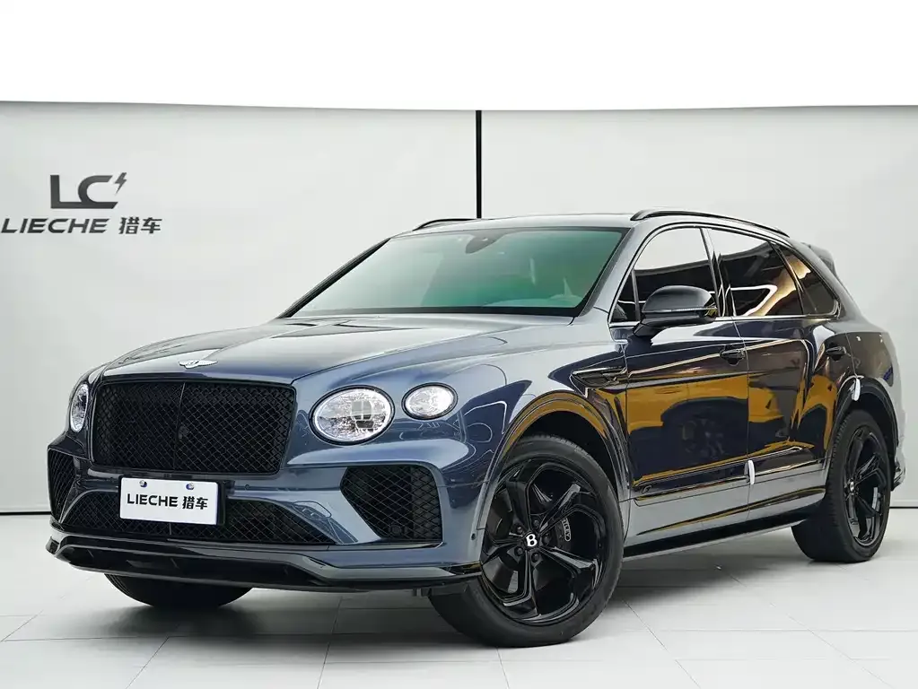 Bentley Bentayga 2023 из CN, фото 1