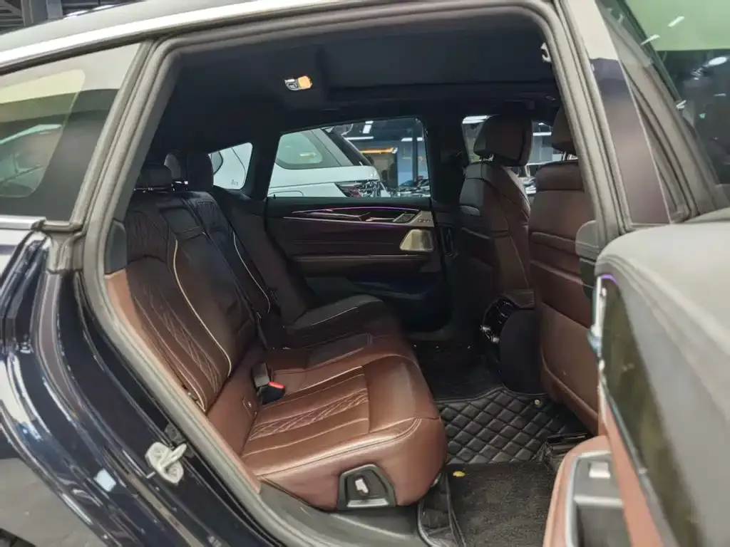 BMW 6 Series GT 2022 из CN, фото 3