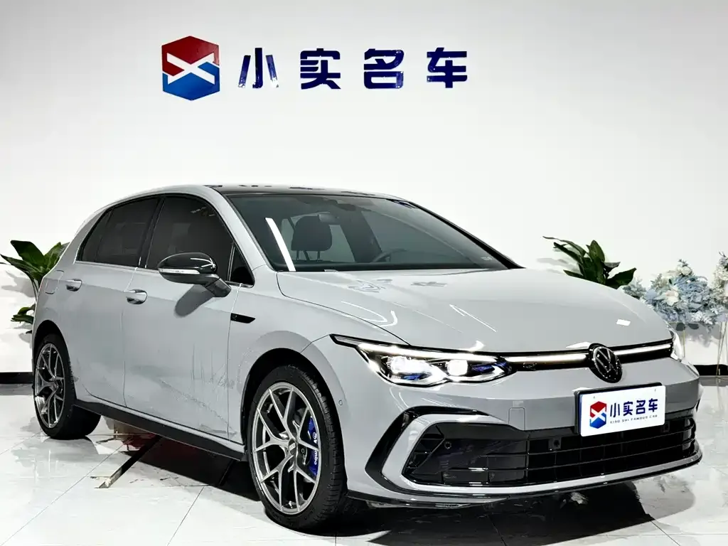 Volkswagen Golf 2023 из CN, фото 3