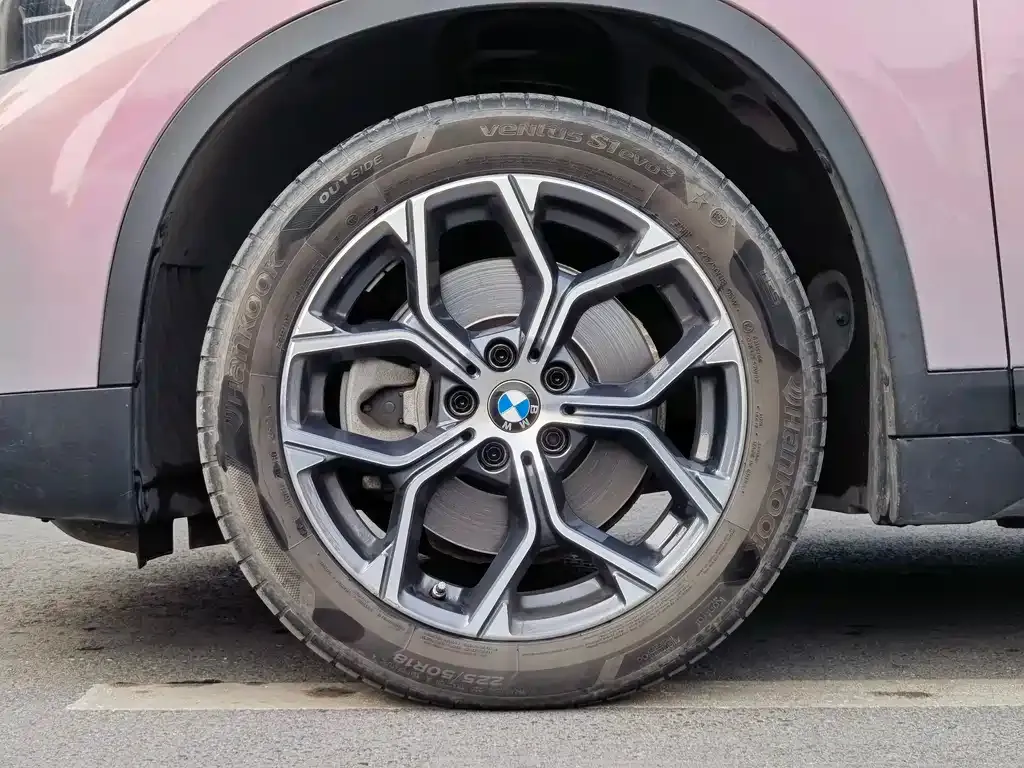 BMW X1 2021 из CN, фото 4