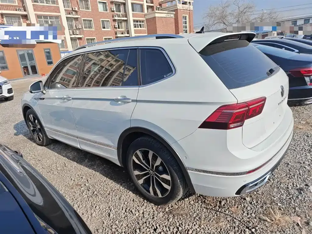 Volkswagen Tiguan L 2022 из CN, фото 7