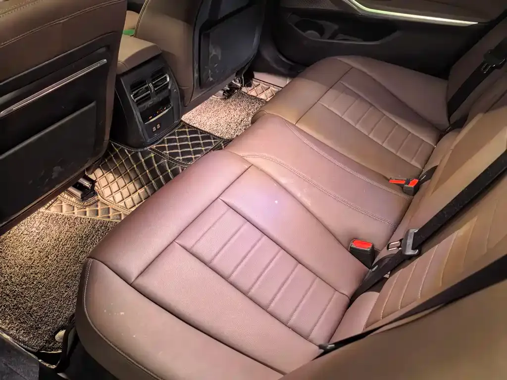 [object Object] 3 Series 2021 из CN, фото 5