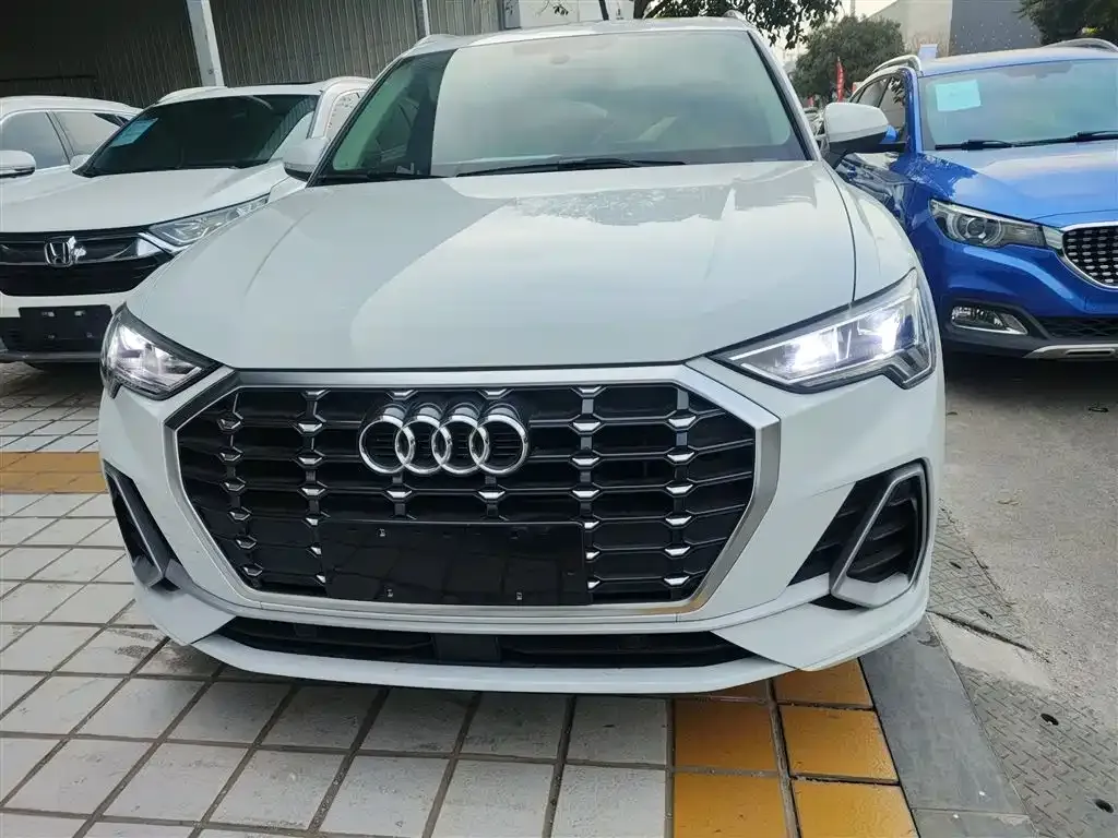 Audi Q3 — фото 3