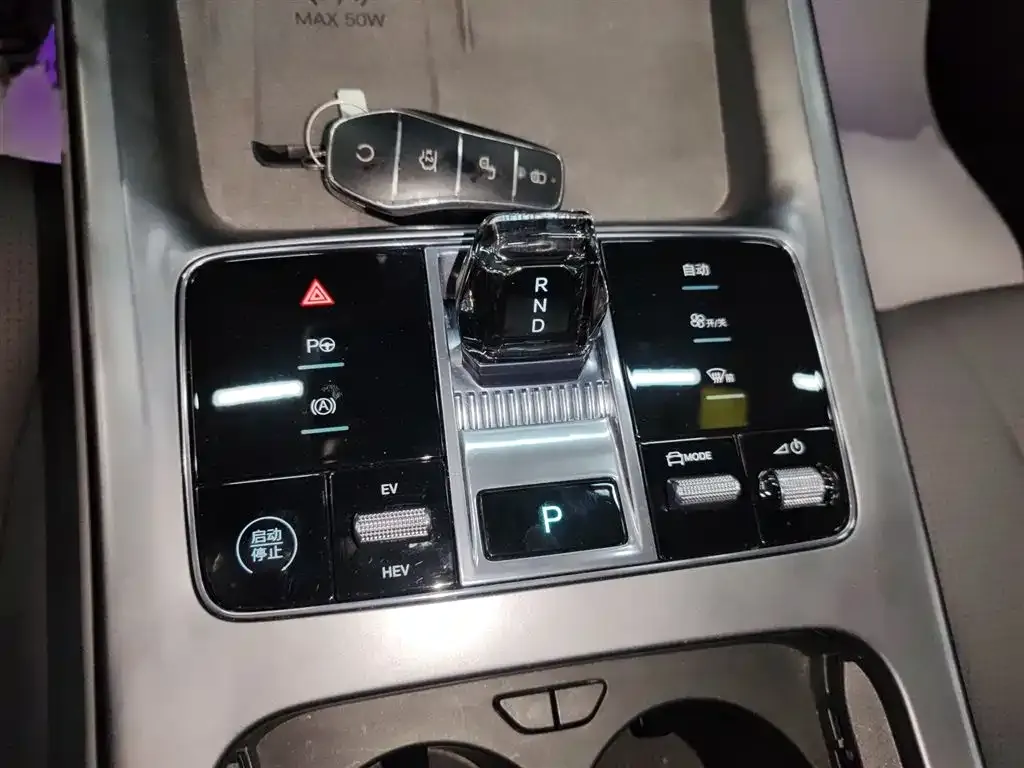 BYD Seal 07 DM-i 2025 из CN, фото 6