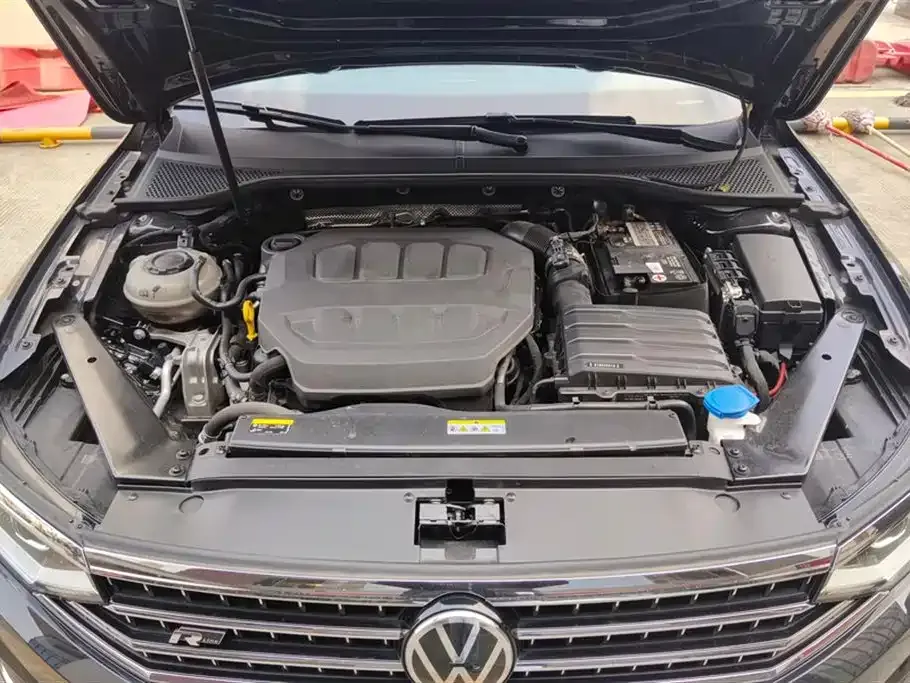 Volkswagen Magotan 2023 из CN, фото 6