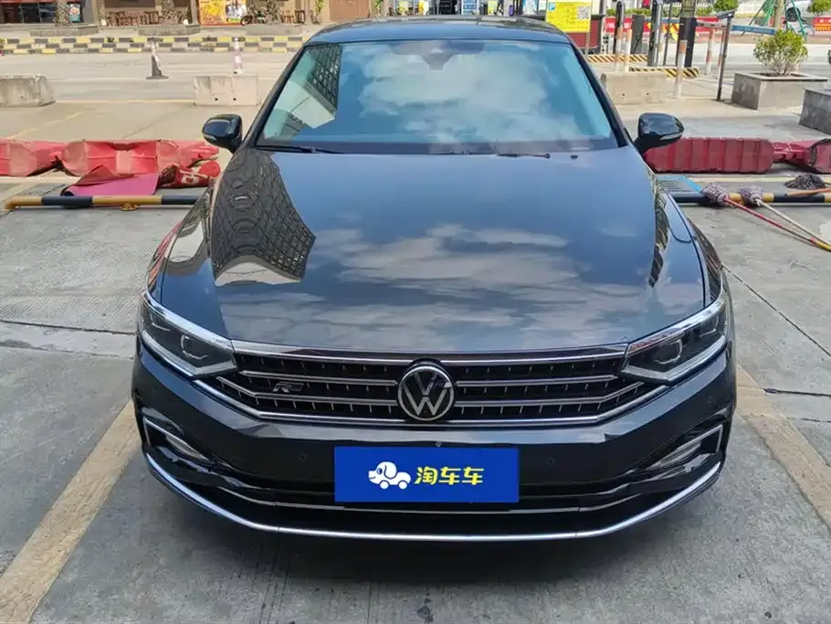 Volkswagen Magotan 2023 из CN, фото 2