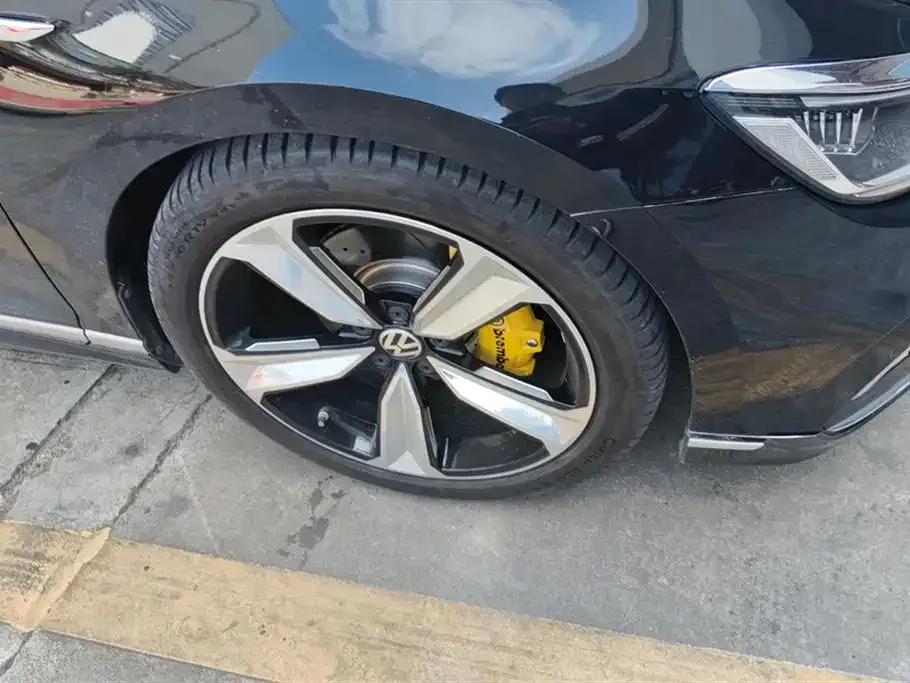 Volkswagen Magotan 2023 из CN, фото 3