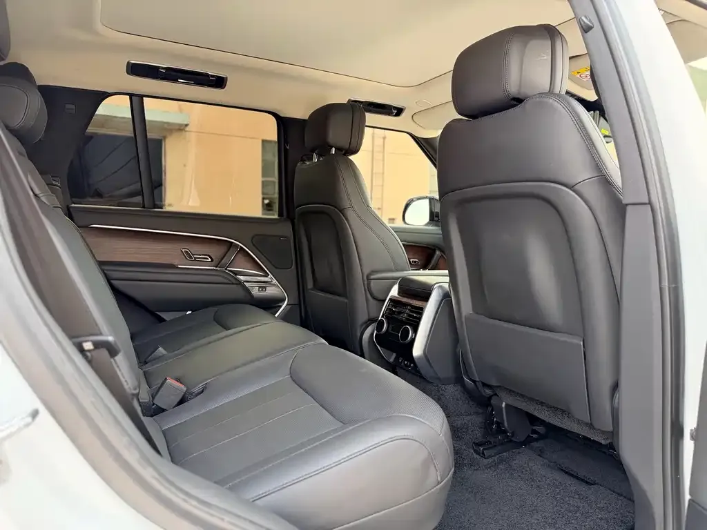 Land Rover Range Rover 2023 из CN, фото 3