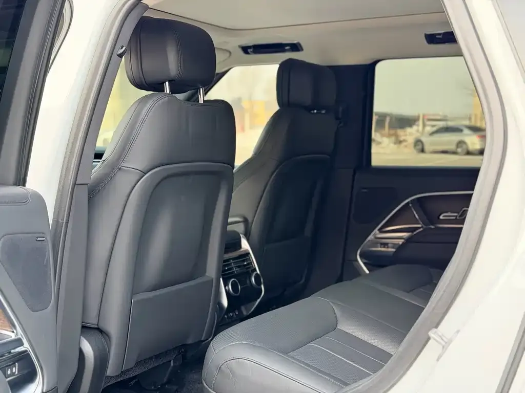 Land Rover Range Rover 2023 из CN, фото 7