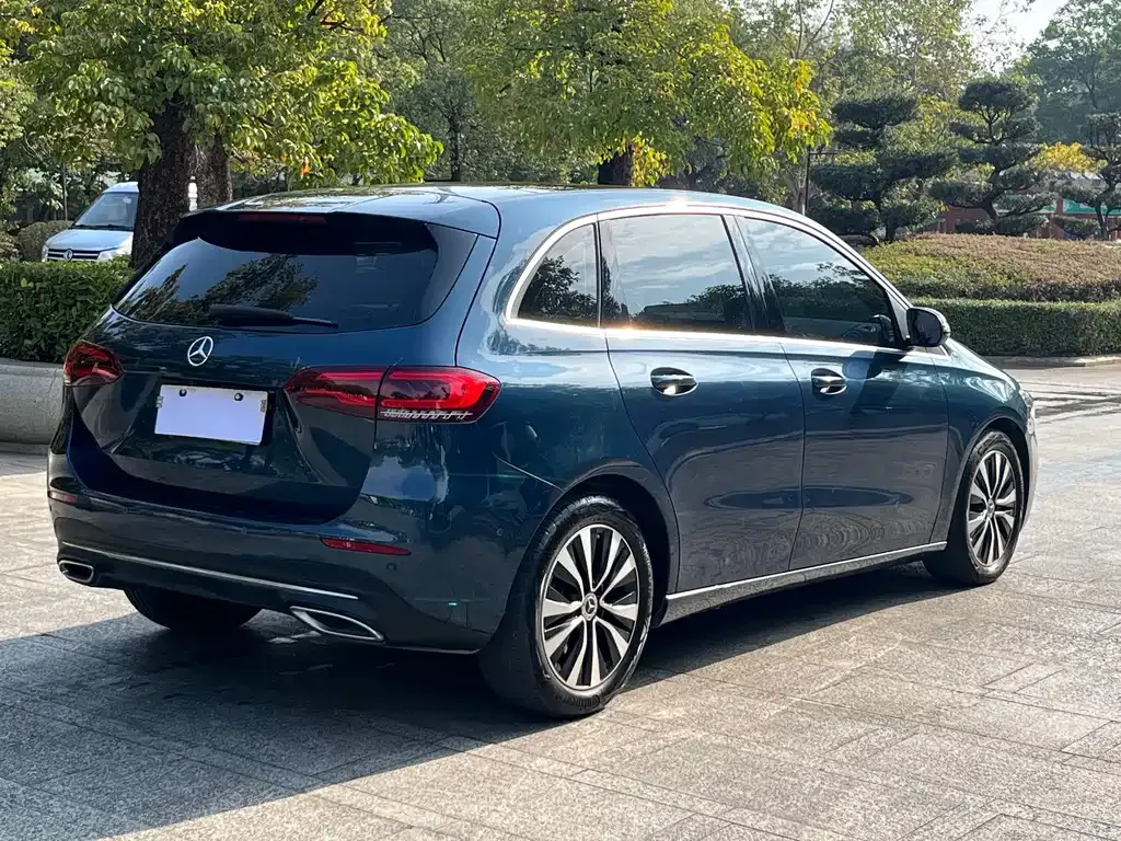 Mercedes-Benz B-Class — фото 10