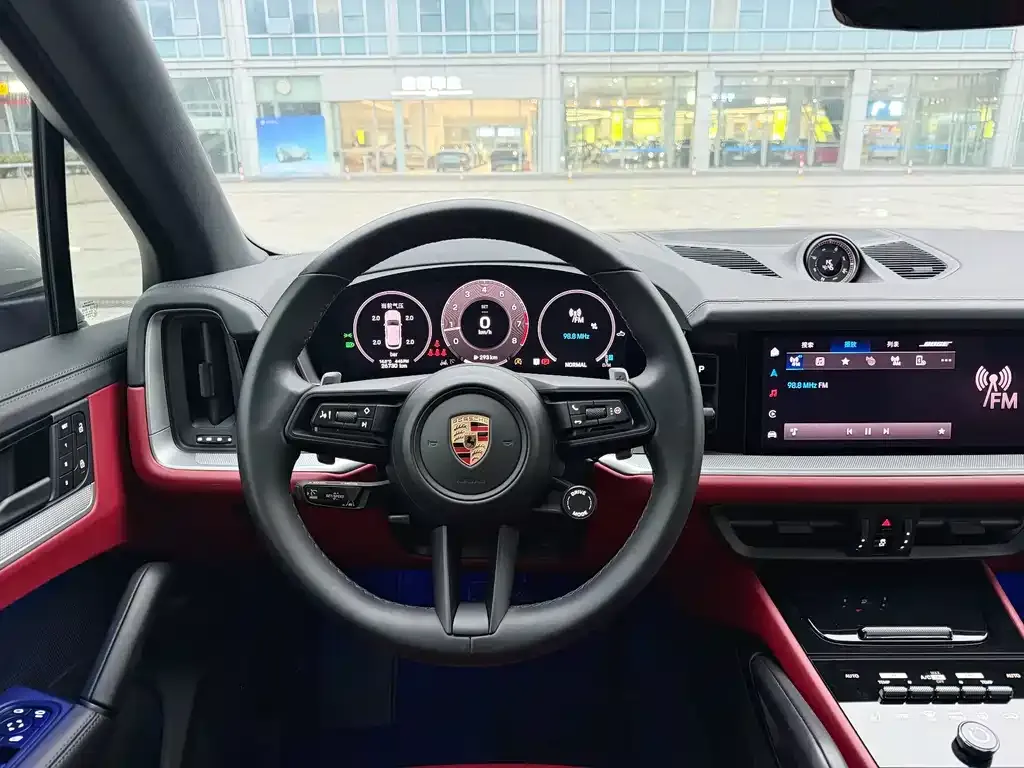 Porsche Cayenne 2025 из CN, фото 8