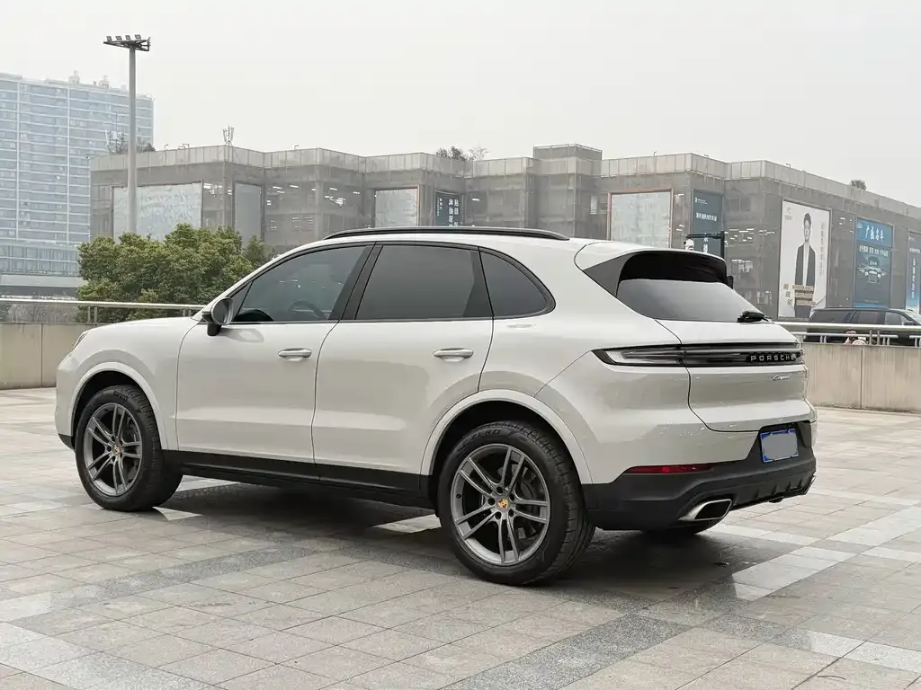 Porsche Cayenne 2025 из CN, фото 6