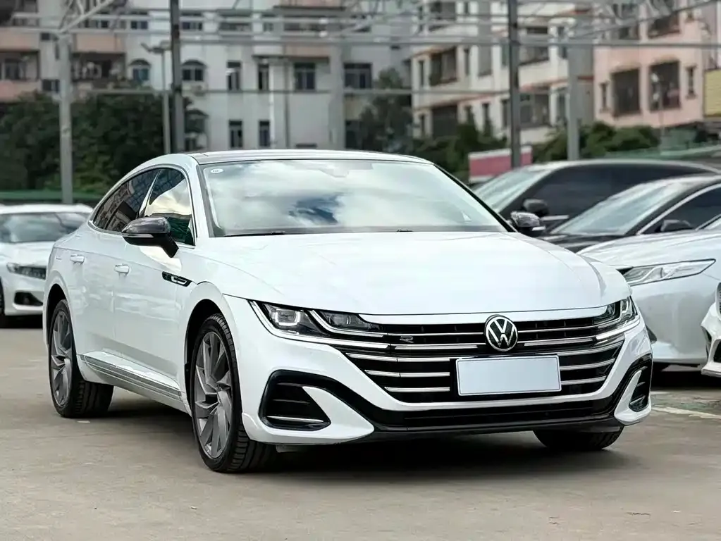 Volkswagen CC 2023 из CN, фото 6