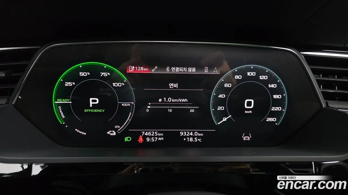 Audi e-tron 2021 из KR, фото 6