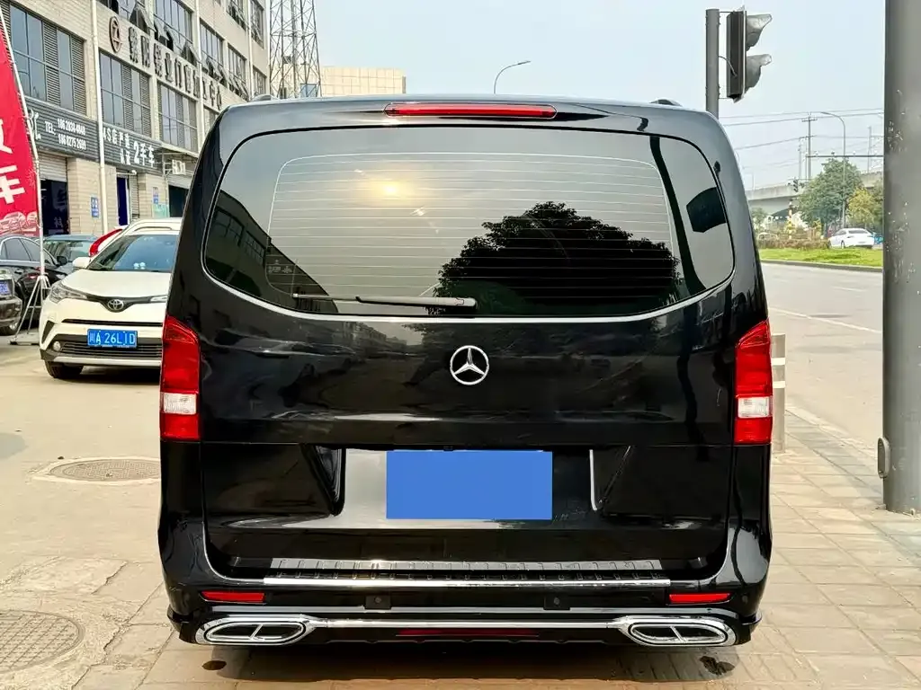 Mercedes-Benz Vito — фото 9