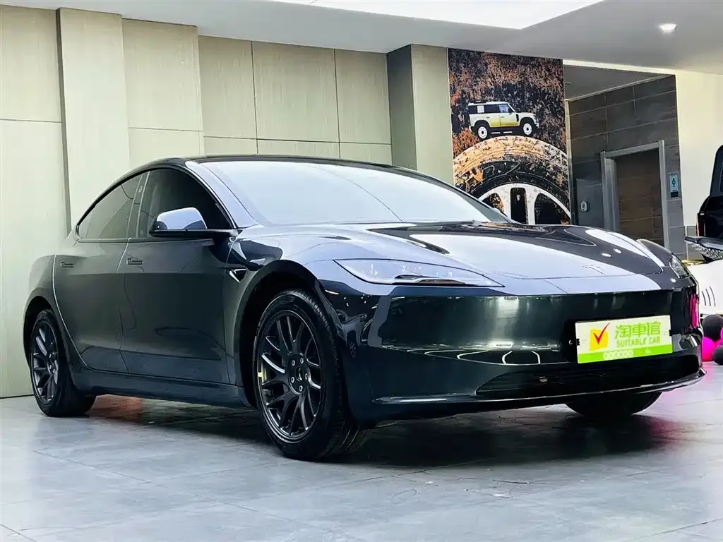 Tesla Model 3 2024 из CN, фото 2