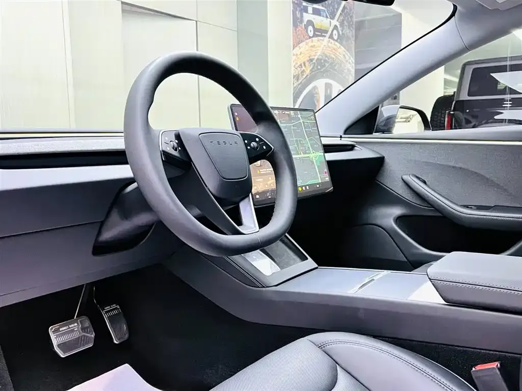 Tesla Model 3 2024 из CN, фото 5