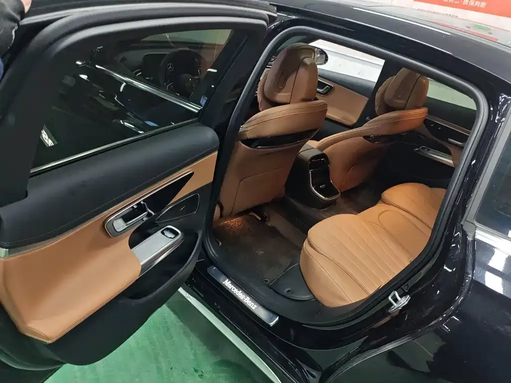 Mercedes-Benz E-Class 2024 из CN, фото 3