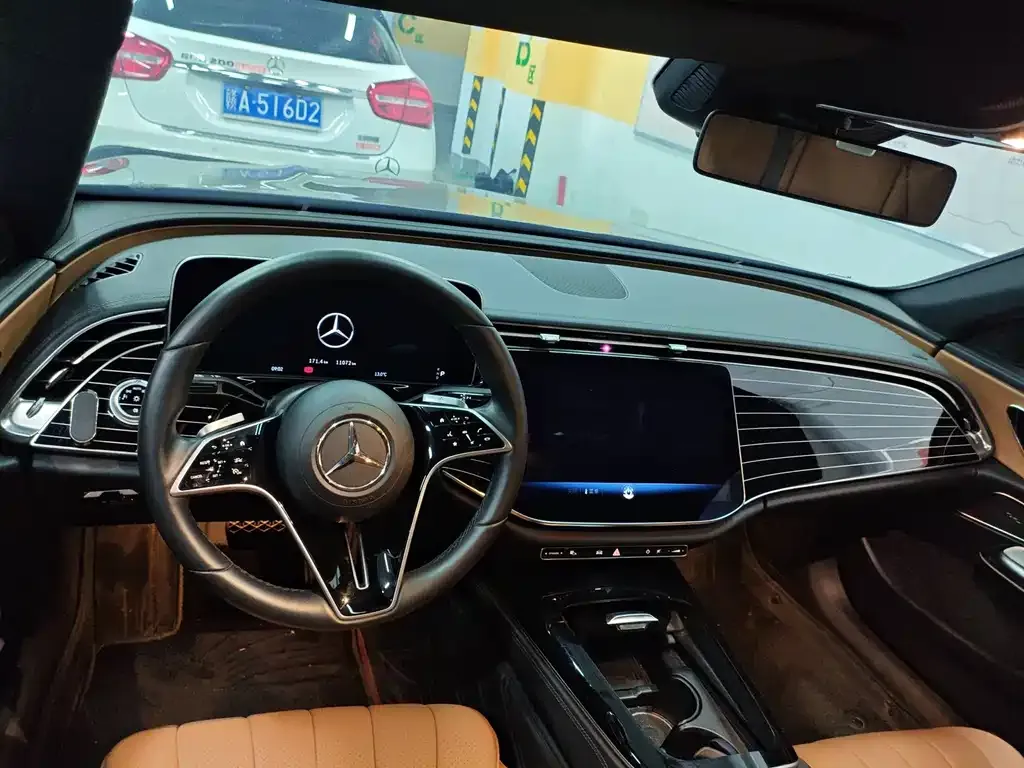 Mercedes-Benz E-Class 2024 из CN, фото 9