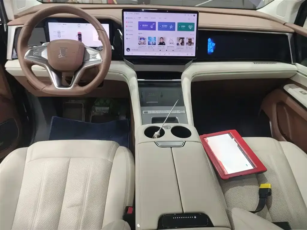 BYD Xia 2025 из CN, фото 3