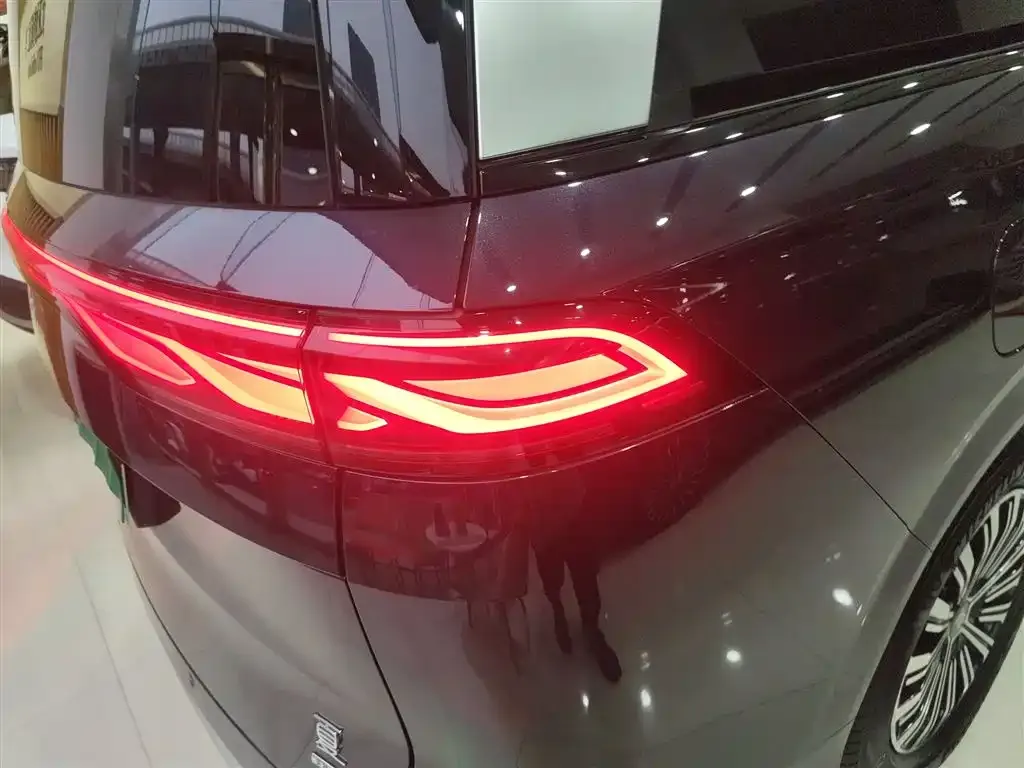 BYD Xia 2025 из CN, фото 2