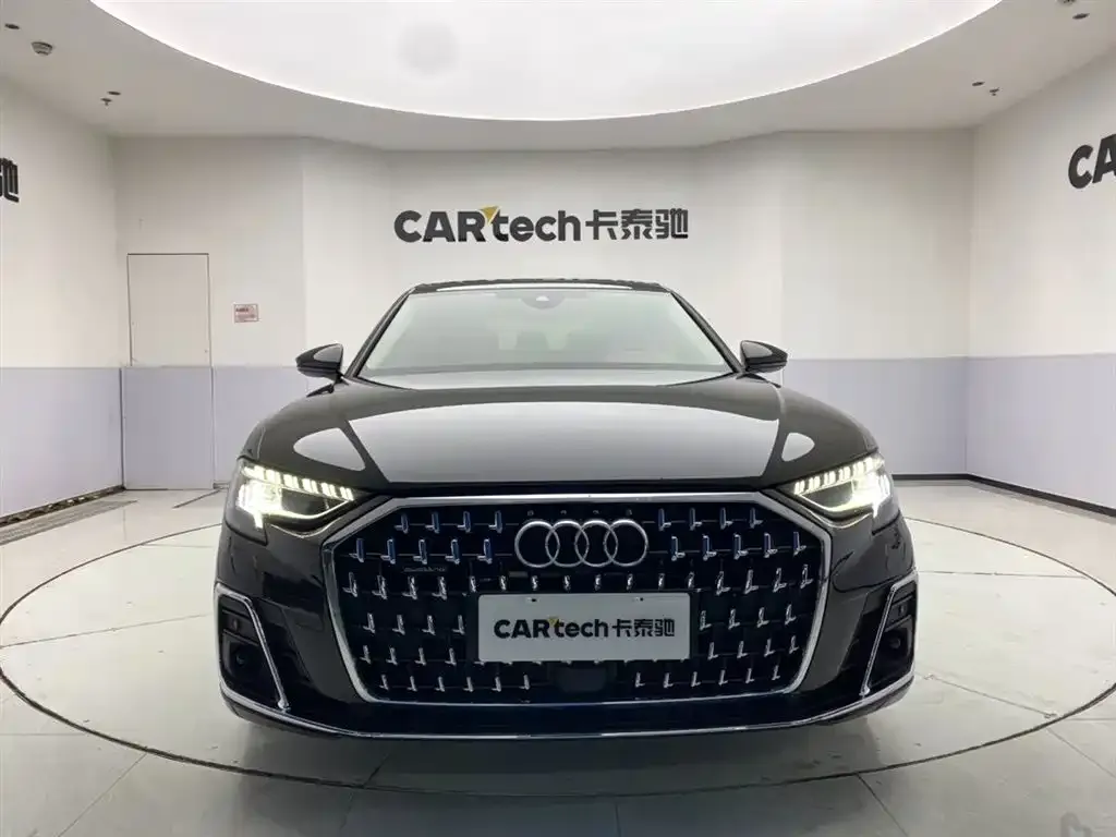 Audi A8 2023 из CN, фото 3