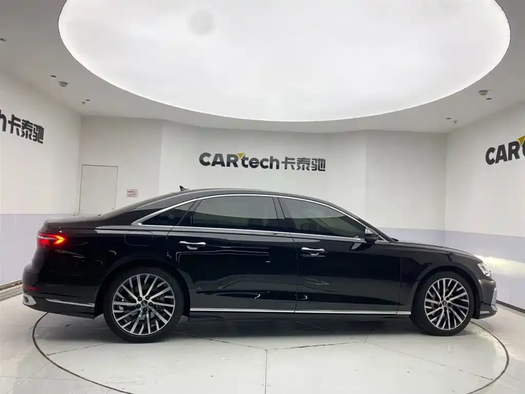 Audi A8 2023 из CN, фото 5