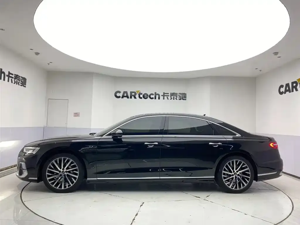 Audi A8 2023 из CN, фото 8