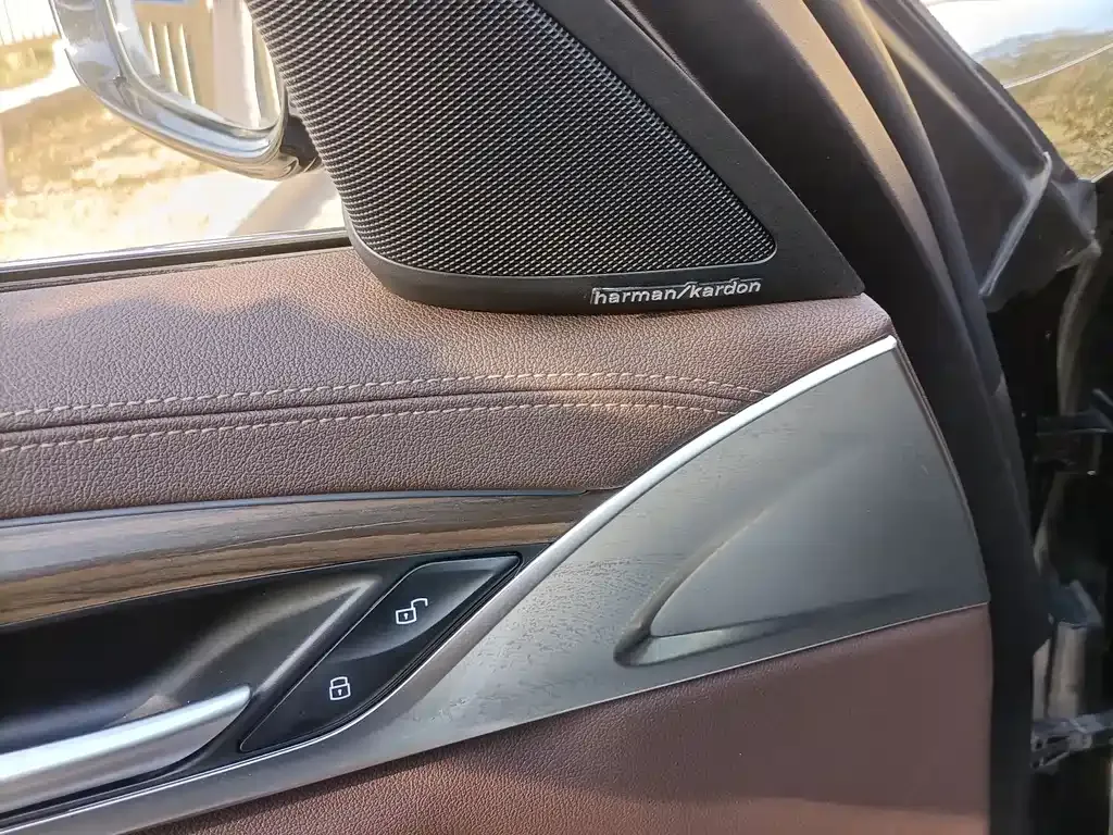 BMW 5 Series New Energy 2022 из CN, фото 5