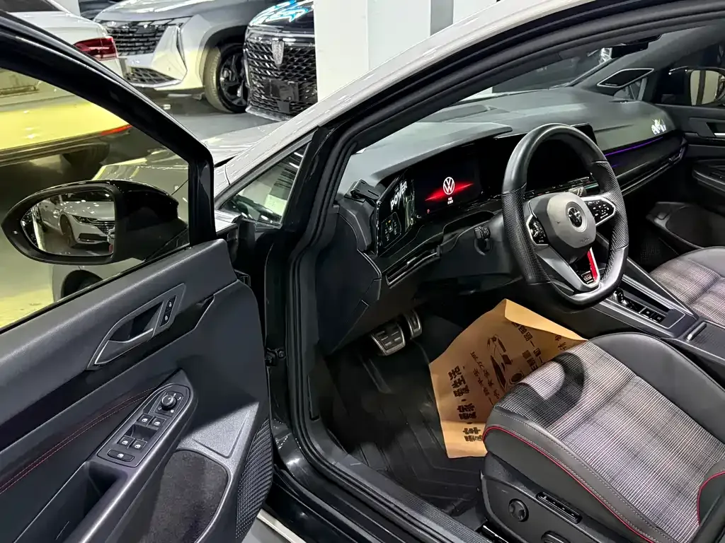 [object Object] Golf GTI 2022 из CN, фото 3