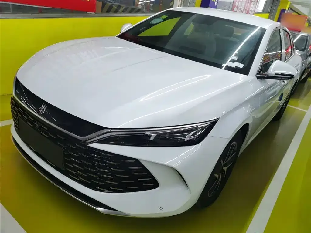 BYD Qin L — фото 1