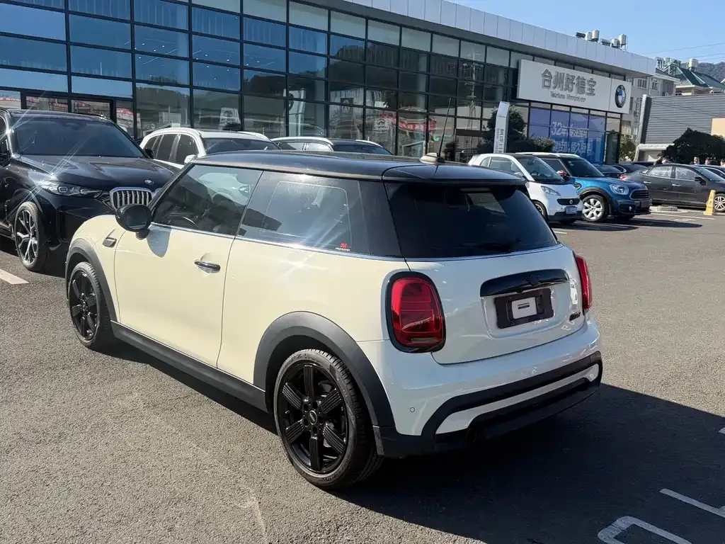 MINI Cooper (3-door) 2023 из CN, фото 7