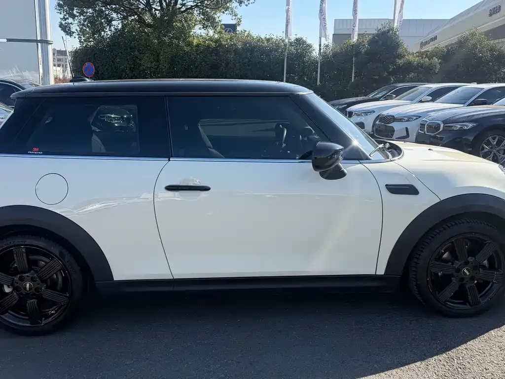 MINI Cooper (3-door) 2023 из CN, фото 3