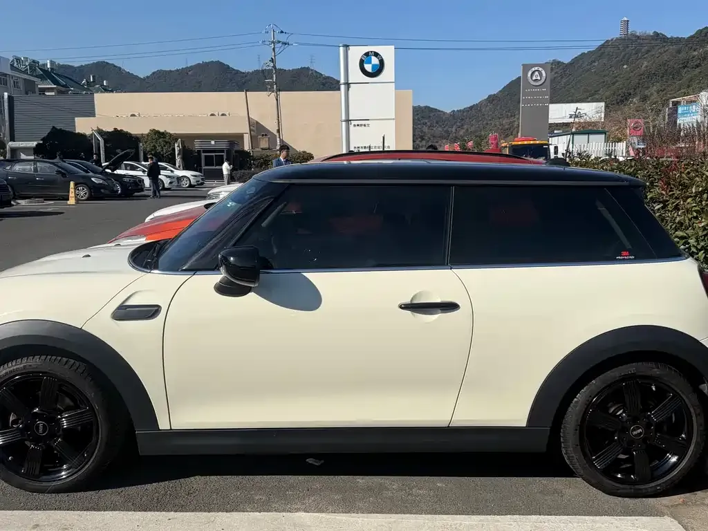 MINI Cooper (3-door) 2023 из CN, фото 4