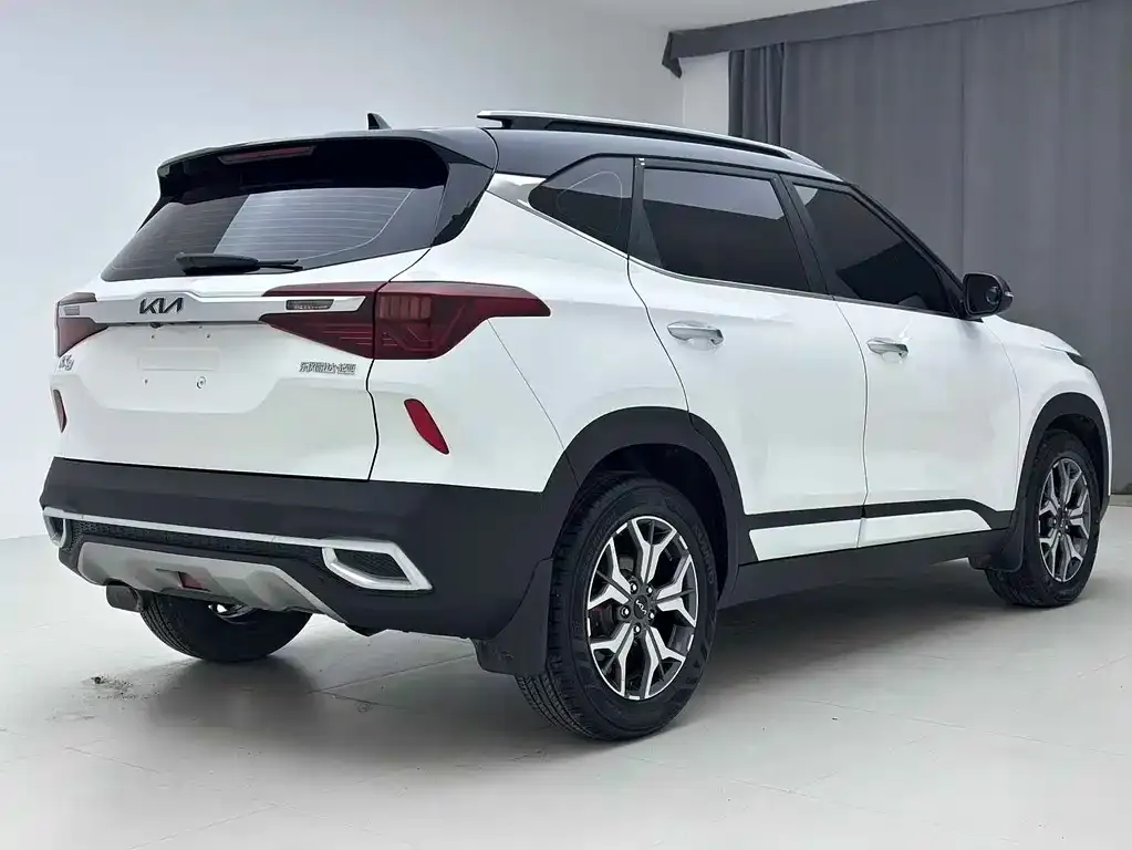 Kia KX3 2022 из CN, фото 3