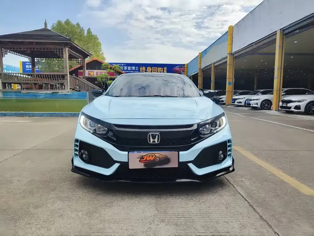 Honda Civic — фото 1
