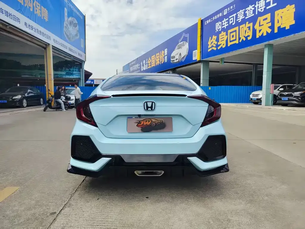 Honda Civic — фото 8