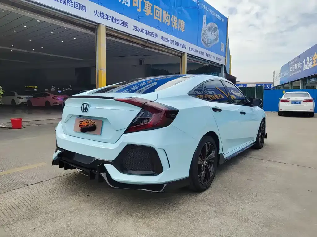 Honda Civic — фото 9