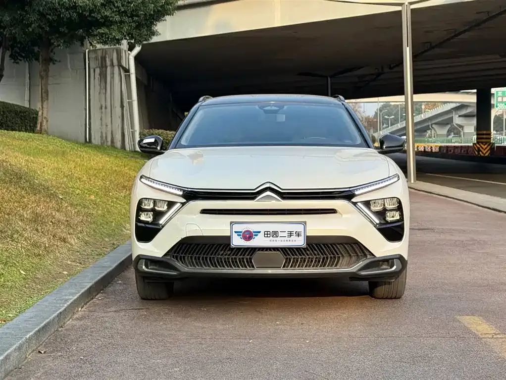 Citroen C5 X 2022 из CN, фото 2