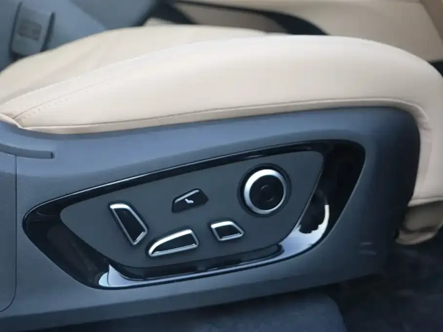 Changan CS75PLUS 2025 из CN, фото 9