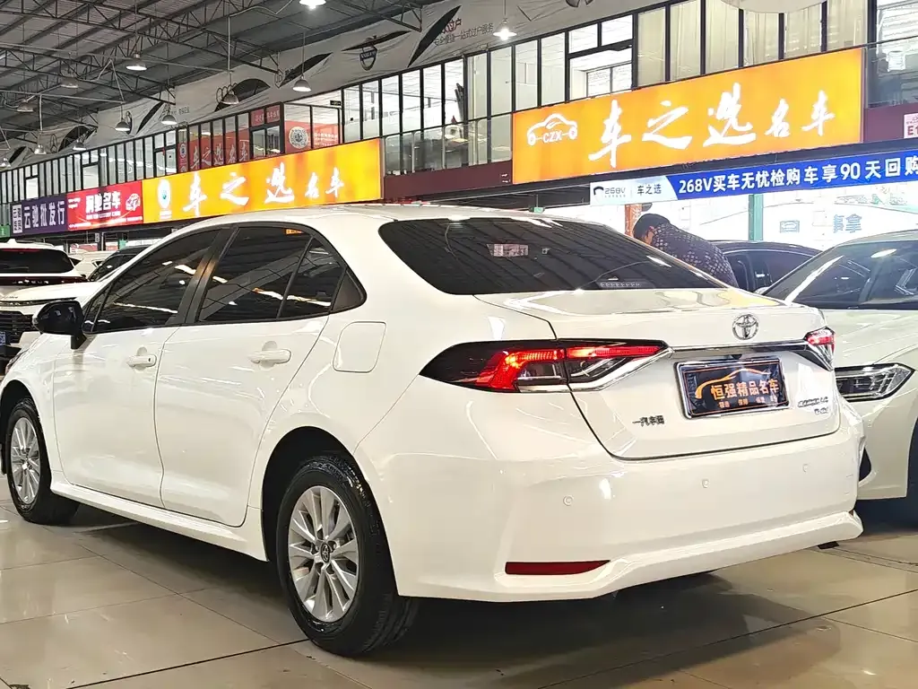 Toyota Corolla 2022 из CN, фото 7