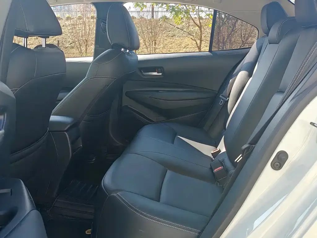 Toyota Corolla 2022 из CN, фото 3